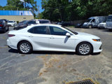 Used 2020 Toyota Camry LE image 2