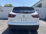 Used 2022 Nissan Rogue Sport S image 4