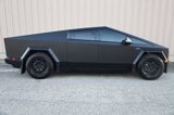 Used 2024 Tesla Cybertruck AWD Crew Cab image 5