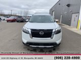New 2025 Nissan Pathfinder SL image 2