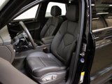 Certified 2025 Porsche Macan image 5