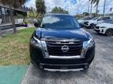 Used 2024 Nissan Pathfinder SL image 3