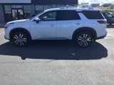 New 2025 Nissan Pathfinder Platinum image 3