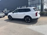 Used 2024 Kia Telluride S w/ S Sunroof Package image 3