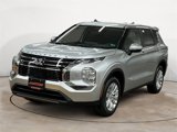 New 2025 Mitsubishi Outlander ES image 3