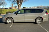 New 2025 Chrysler Pacifica Select image 6