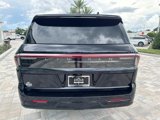New 2025 Lincoln Navigator Reserve image 3