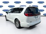 Used 2024 Chrysler Pacifica Limited image 6