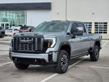 New 2025 GMC Sierra 2500 Denali Ultimate image 2