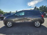 Used 2022 Chevrolet Trax LT w/ LT Convenience Package image 4
