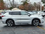 New 2025 Mitsubishi Outlander SEL image 6