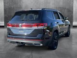 Certified 2024 Volkswagen Atlas SE w/ Panoramic Sunroof Package image 5