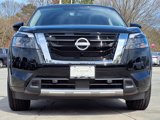 New 2025 Nissan Pathfinder SL image 2