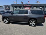 Used 2018 Chevrolet Suburban LT image 2