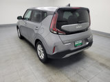 Used 2023 Kia Soul LX w/ LX Technology Package image 5