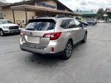 Used 2017 Subaru Outback 3.6R Limited image 3