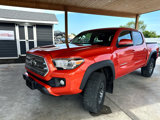 Used 2017 Toyota Tacoma TRD Off-Road image 3