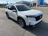 New 2025 Honda Pilot Elite image 3