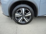 Used 2023 Nissan Rogue SL w/ SL Premium Package image 2