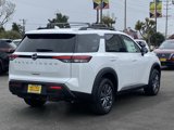 New 2025 Nissan Pathfinder SV w/ SV Premium Package image 2