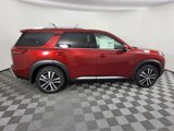 New 2025 Nissan Pathfinder Platinum image 3