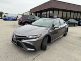 Used 2022 Toyota Camry SE image 3