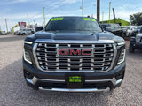 Used 2025 GMC Yukon Denali w/ Sun & Power Step Package image 4