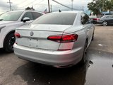 Used 2021 Volkswagen Passat 2.0T SE image 3