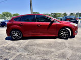 Used 2016 Ford Focus SE w/ SE Sport Package image 6