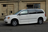 Used 2010 Dodge Grand Caravan SXT image 3