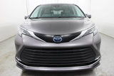 Used 2023 Toyota Sienna XLE image 3