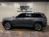 Used 2022 Jeep Grand Cherokee Overland image 3