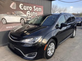 Used 2018 Chrysler Pacifica Touring-L Plus image 2