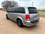 Used 2016 Dodge Grand Caravan SXT w/ UConnect Hands-Free Group image 6