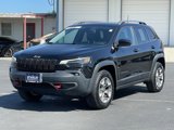 Used 2019 Jeep Cherokee Trailhawk image 3
