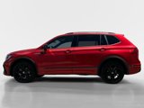 Used 2024 Volkswagen Tiguan SE R-Line image 2