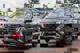 New 2025 Volkswagen Atlas Peak Edition SE image 2