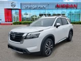 New 2025 Nissan Pathfinder Platinum w/ Cargo Package image 4