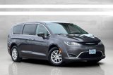 Used 2020 Chrysler Pacifica Touring image 2