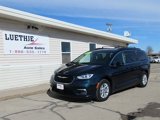 Used 2022 Chrysler Pacifica Touring-L image 2