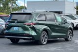 New 2025 Toyota Sienna Platinum image 5