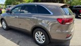 Used 2019 Kia Sorento LX image 3