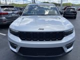 Used 2024 Jeep Grand Cherokee Altitude image 5