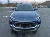 New 2025 Buick Encore GX Preferred image 2