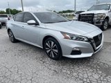 Used 2022 Nissan Altima 2.5 SV w/ SV Premium Package image 3