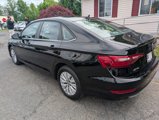 Used 2020 Volkswagen Jetta SE image 2