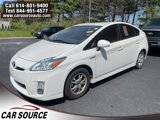 Used 2010 Toyota Prius Three image 2