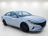 Used 2021 Hyundai Elantra SEL image 3