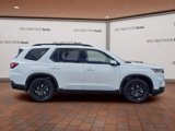 New 2025 Honda Pilot Touring image 4