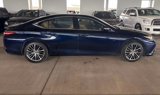 Used 2022 Lexus ES 350 w/ Premium Package image 4